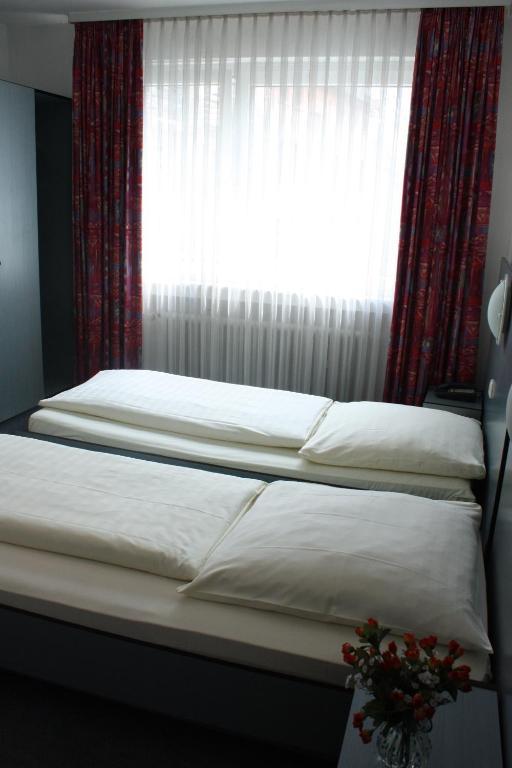 Hotel Diplomat Frankfurt am Main Zimmer foto